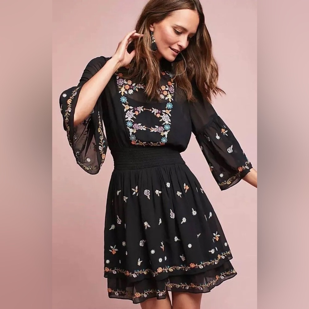 Maeve Anthropologie Anfisa Floral Embroidered Peasant Boho Dress